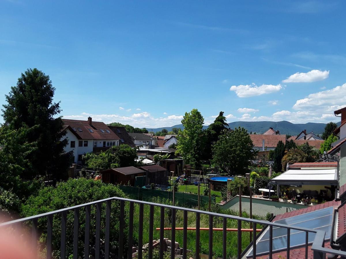 Willkommen In Unserem Kleinen Paradies Venningen Dış mekan fotoğraf